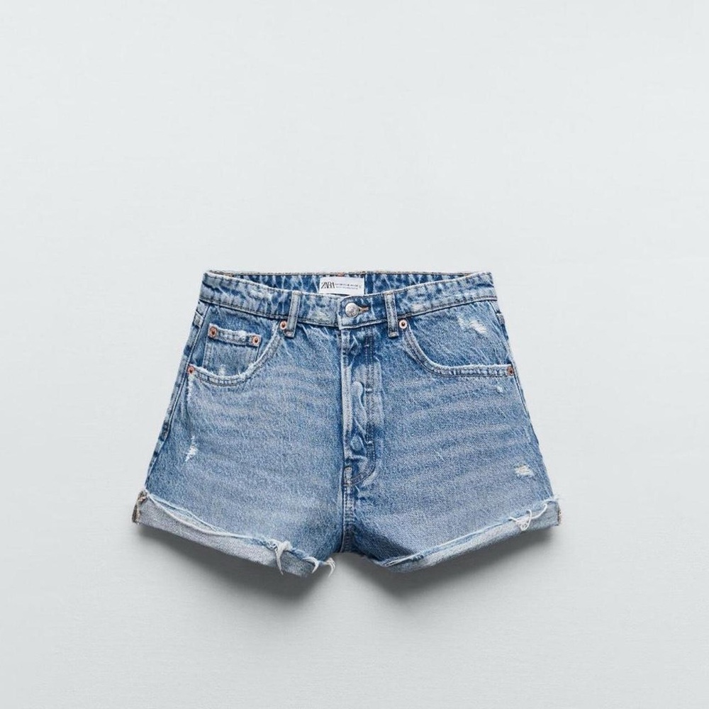 zara trafaluc denim shorts distressed